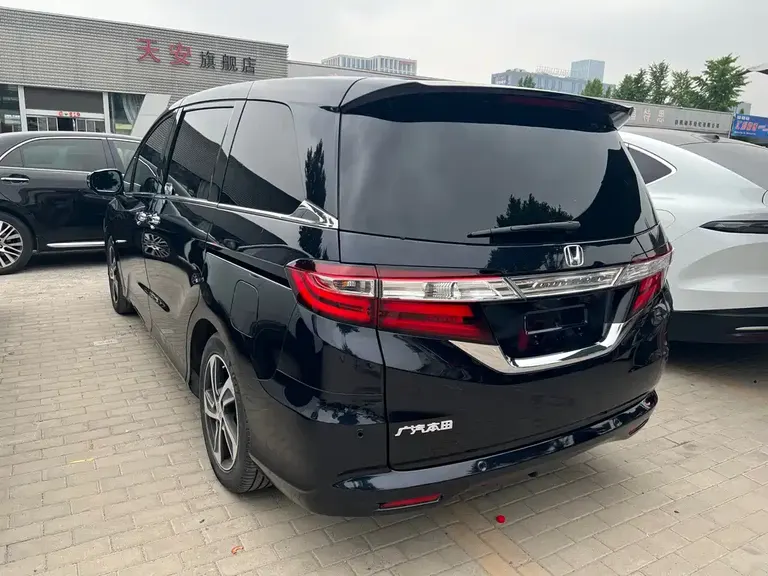 Honda Odyssey Facelift 2.4 L Supreme