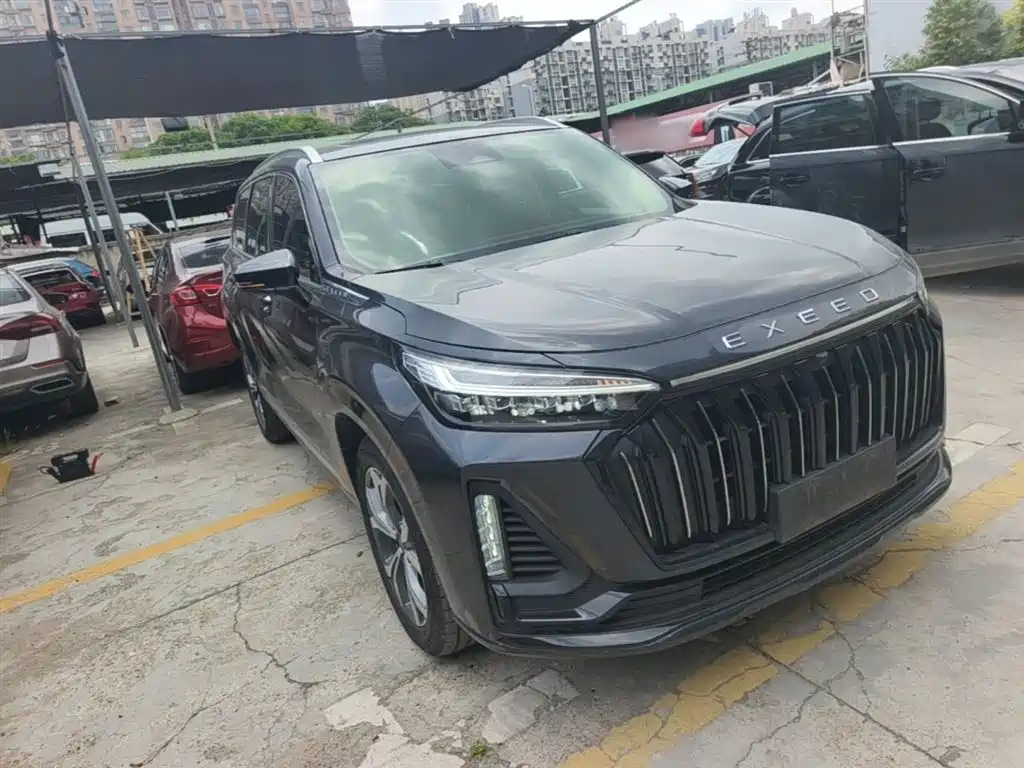 Exeed Lanyue 星途揽月 2022款 探享版 400 T 两驱星享 5座