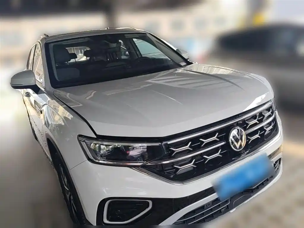 Tayron 300 TSI 2 WD Luxury Plus Advanced