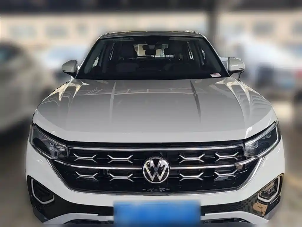 Tayron 300 TSI 2 WD Luxury Plus Advanced