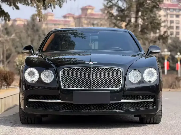Bentley Flying Spur 4.0 T V8 Distinguished