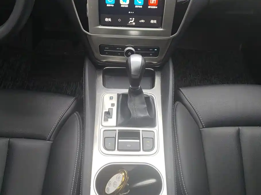 Song MAX 1.5 T Auto Connected Distinguished 7-seat