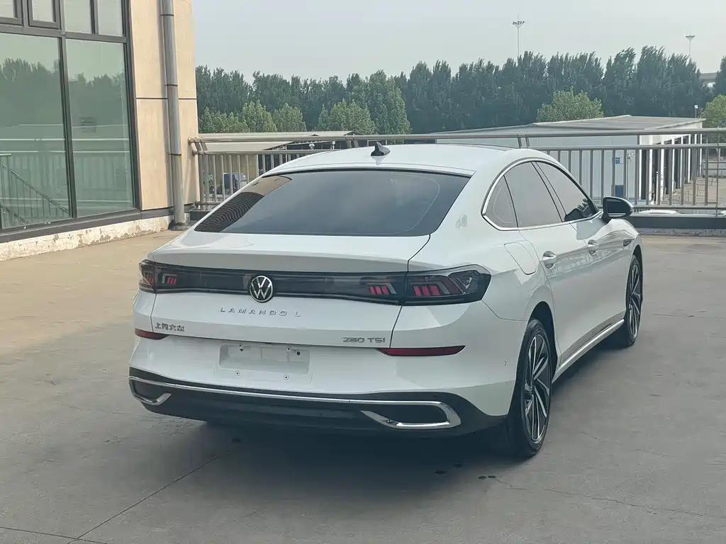 Lamando Lamando L 280 TSI DSG Super Hot Flagship