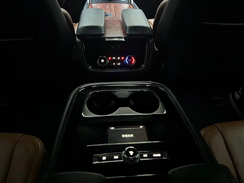 Navigator 3.5 T Honor Shine