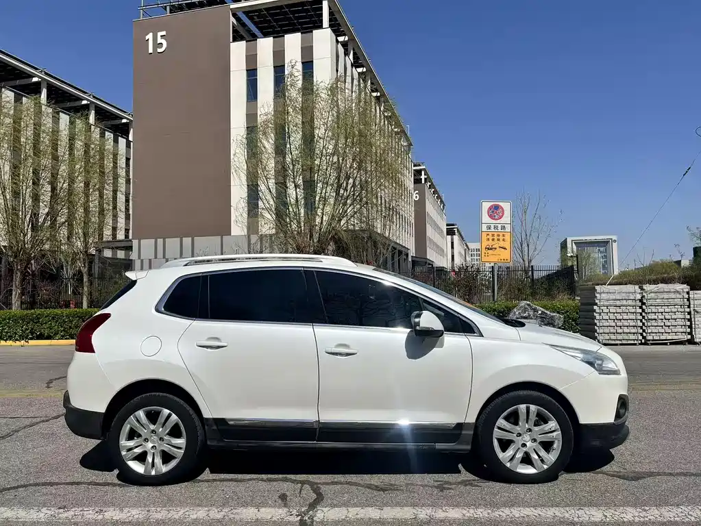 Peugeot 3008 2.0 L Auto Trendy