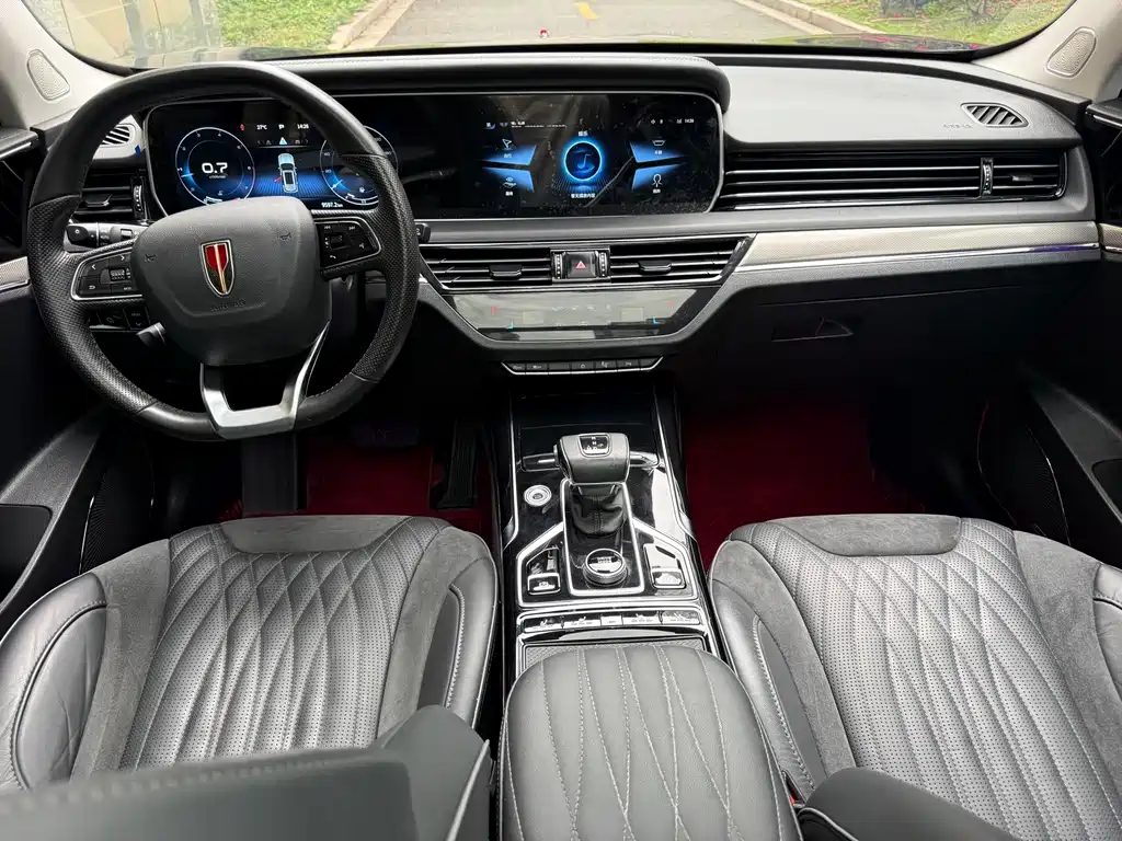 Hongqi HS5 Facelift 2.0 T Connected Flagship Enjoyment 4 WD