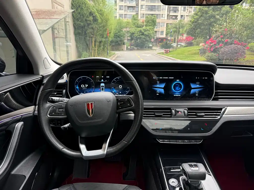Hongqi HS5 Facelift 2.0 T Connected Flagship Enjoyment 4 WD
