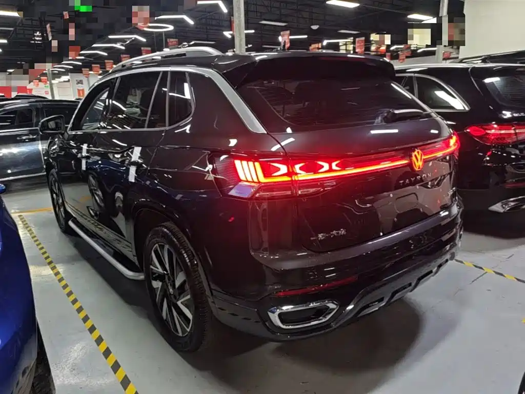 Tayron 330 TSI 2 WD R-Line High Energy