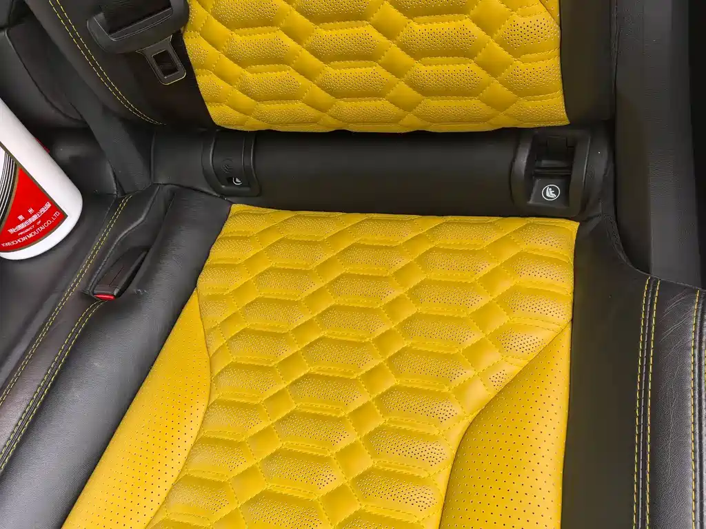 Urus 4.0 T V8