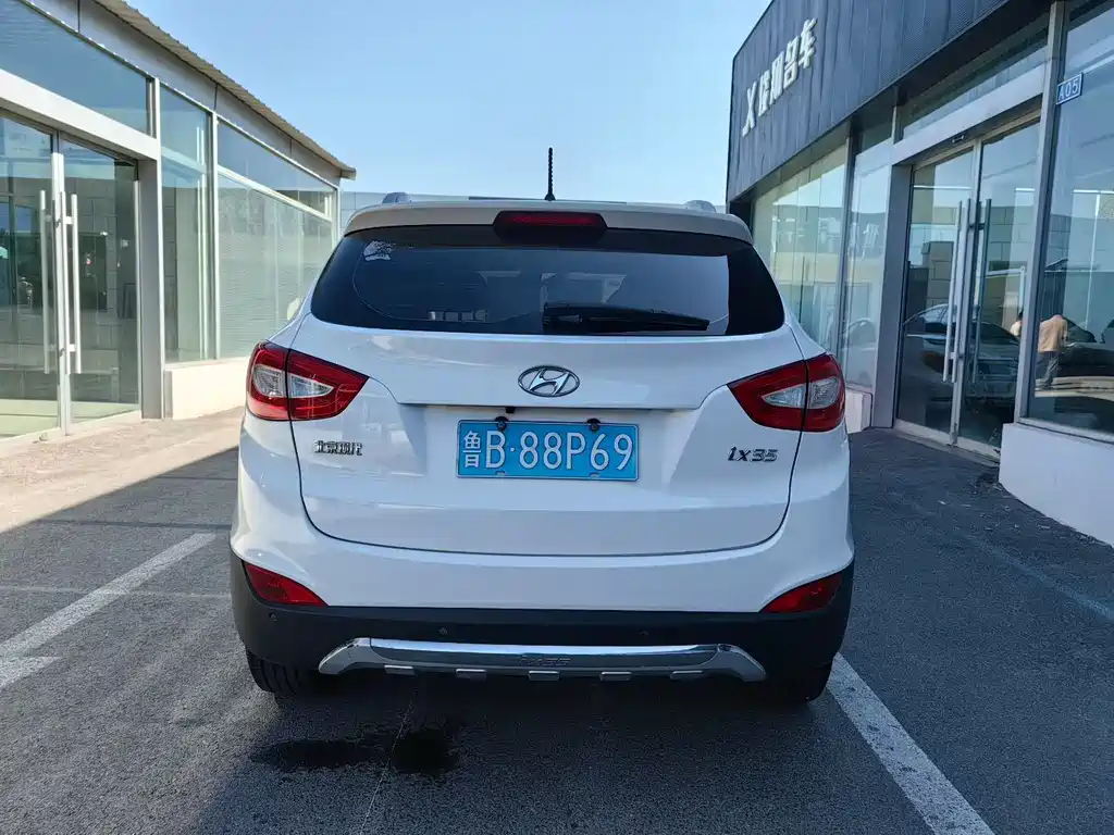 Hyundai ix35 2.0 L Auto 2 WD Intelligent CN-IV