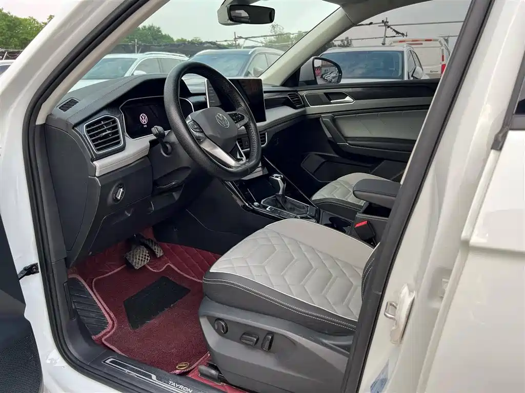 Tayron 280 TSI 2 WD Luxury Plus Advanced