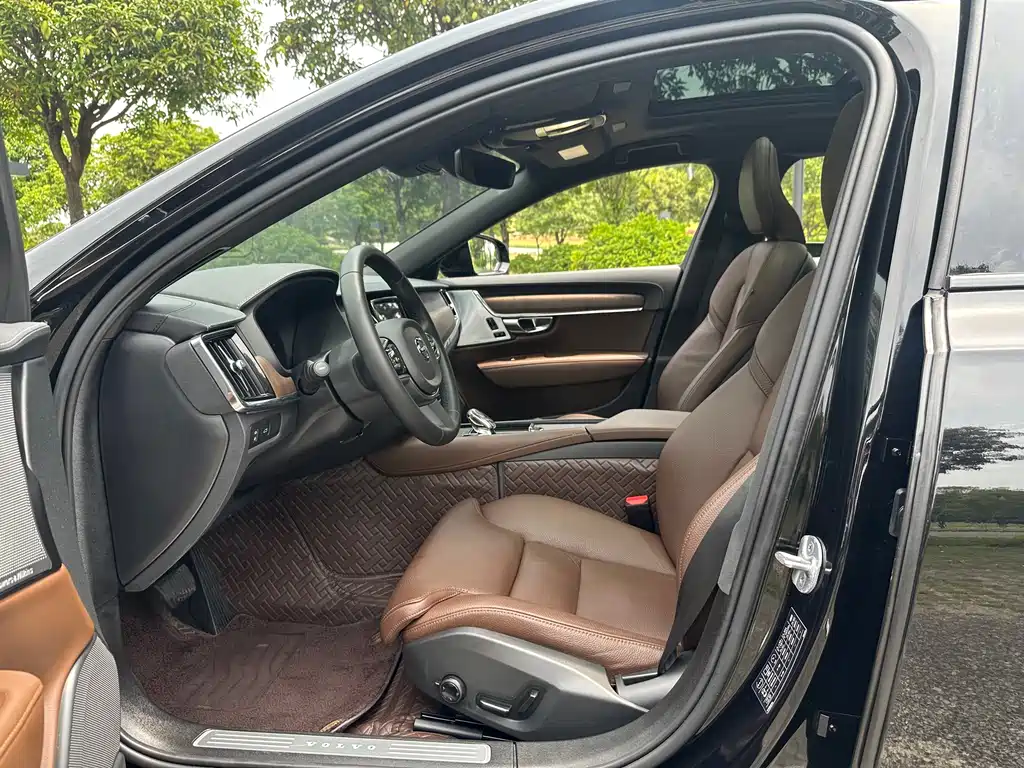 Volvo S90 B5 Smart Vision Luxury
