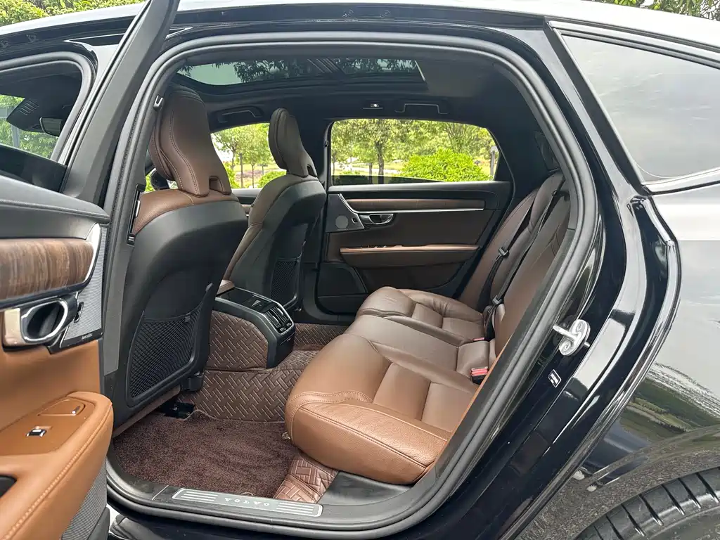 Volvo S90 B5 Smart Vision Luxury