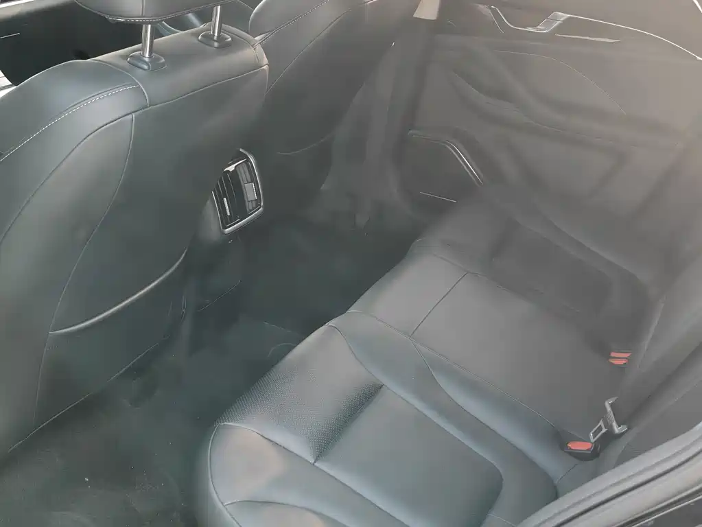 Besturn B70 3 rd Gen 1.5 T Auto Smooth Enjoyment