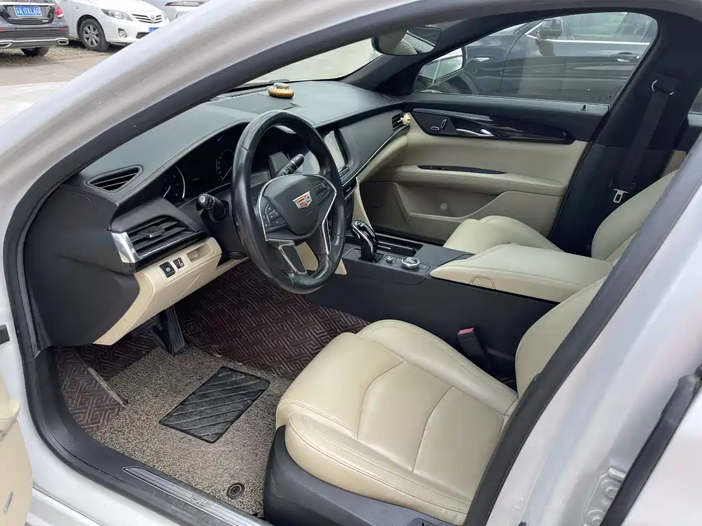 Cadillac CT6 28 T Fashion
