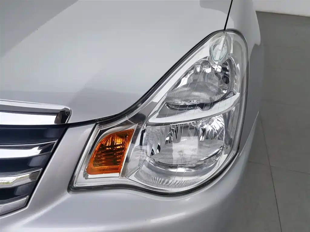 Sylphy Classic 1.6 XE Manual Comfort