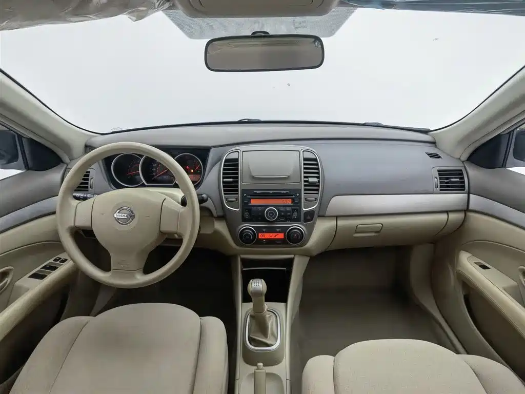 Sylphy Classic 1.6 XE Manual Comfort