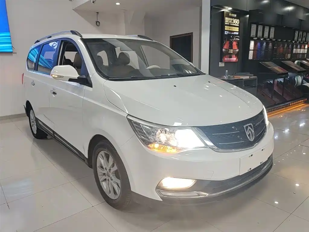 Baojun 730 1.5 T Manual Comfort 7-seat