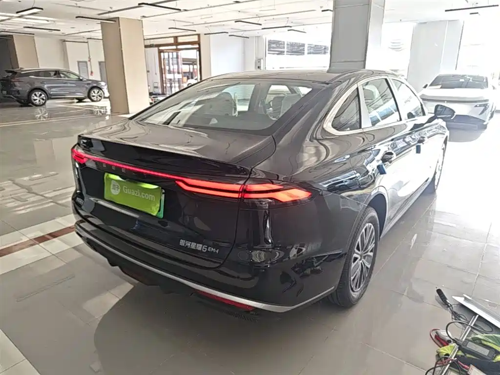 Galaxy Xingyao 6 60 km Sailing
