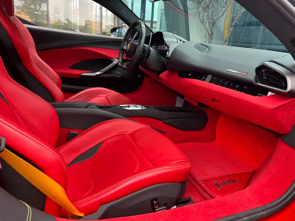 Ferrari 296 3.0 T V6 GTB