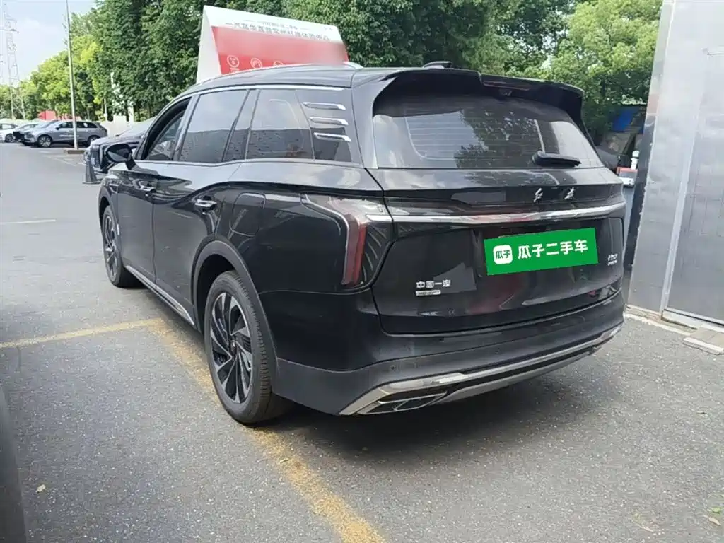 Hongqi HS7 PHEV 2.0 T PHEV 4 WD Flagship Smooth 6-seat
