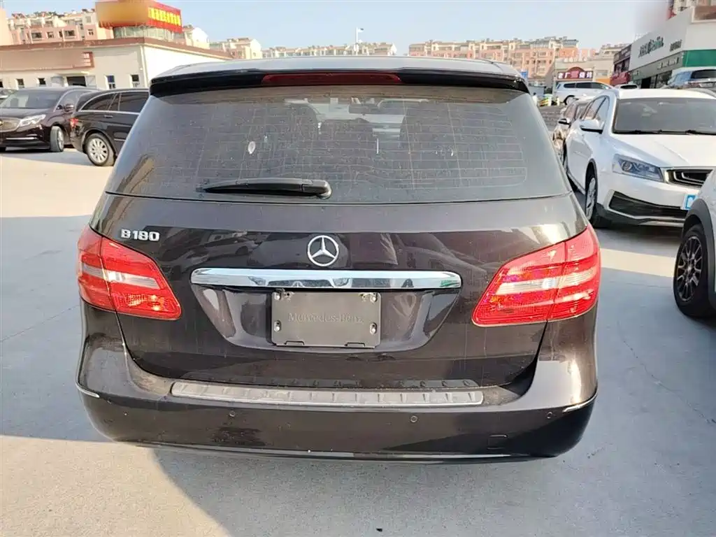 Mercedes-Benz B-Class B 180