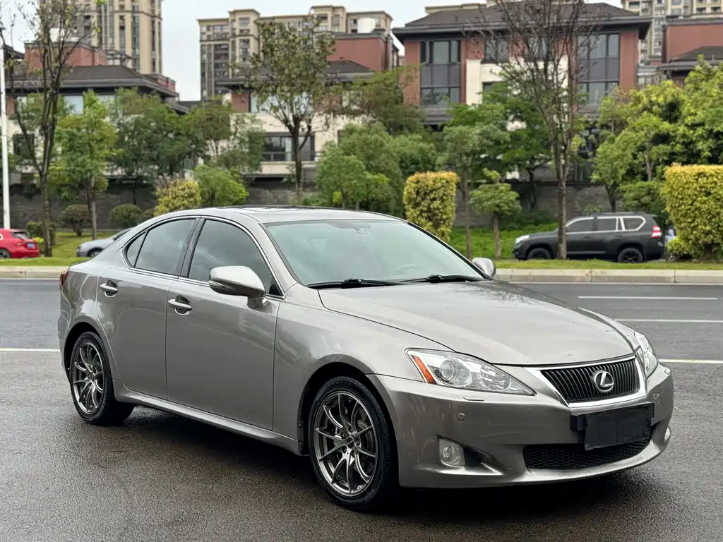 Lexus IS 300