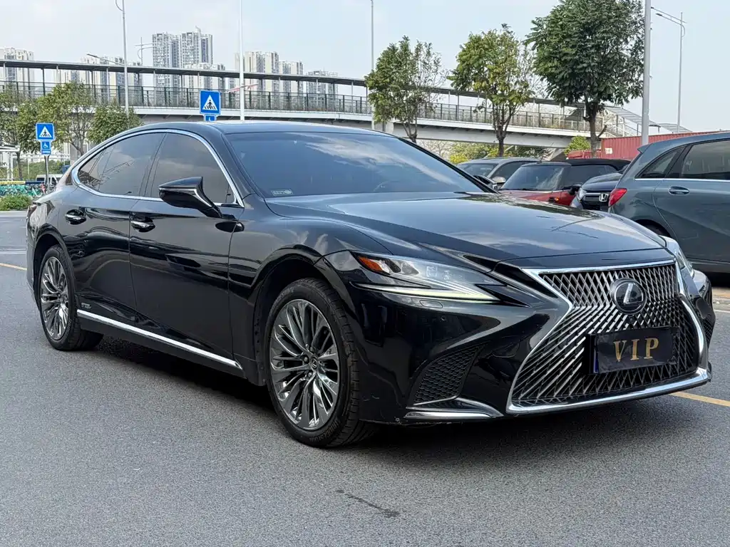 Lexus LS 500 h Executive