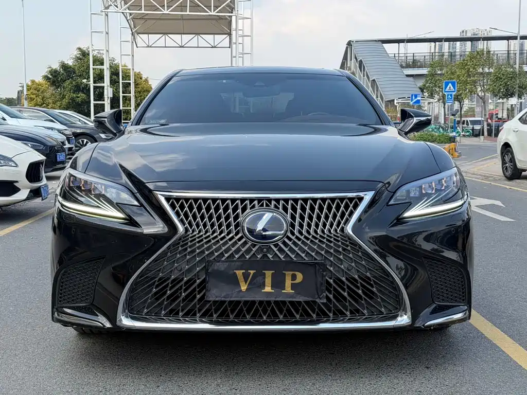 Lexus LS 500 h Executive