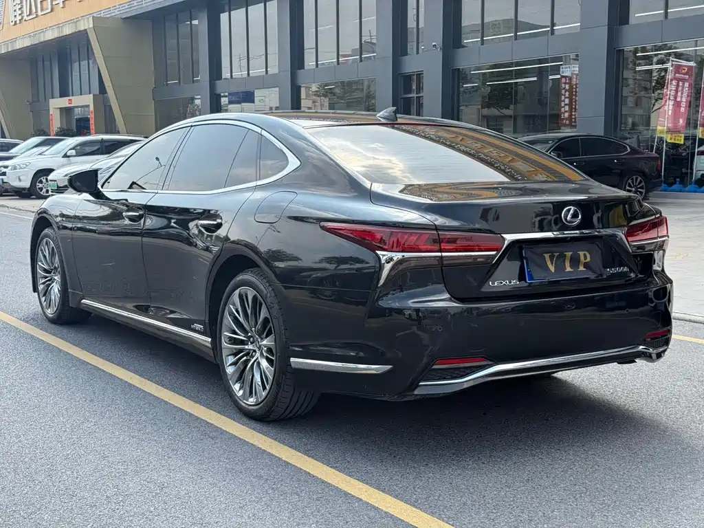 Lexus LS 500 h Executive