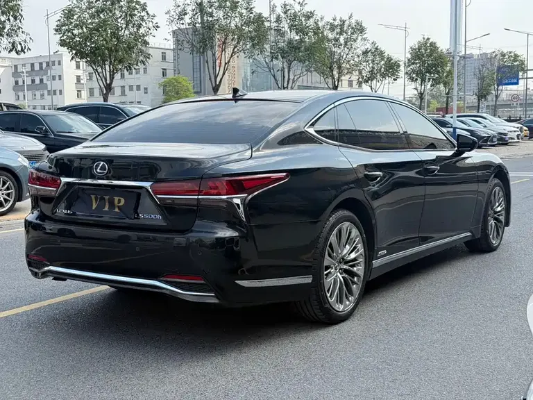 Lexus LS 500 h Executive