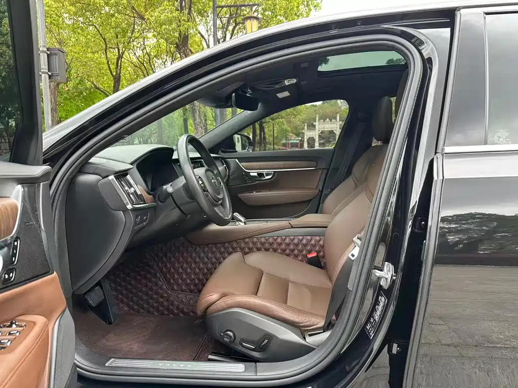 Volvo S90 B5 Smart Vision Luxury