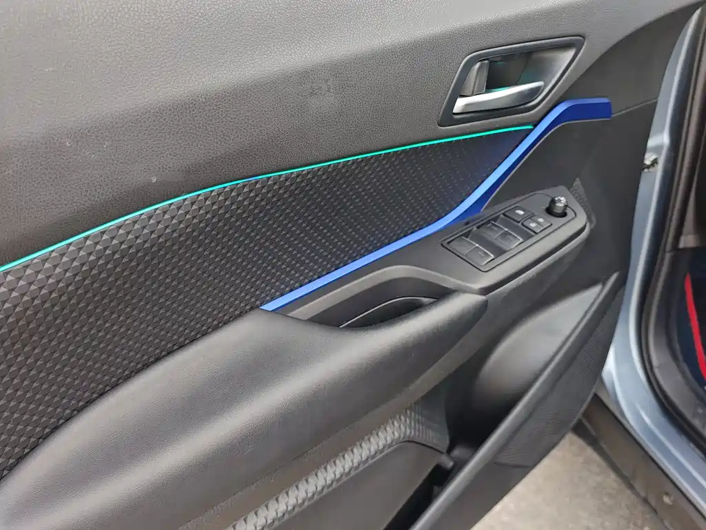 Toyota C-HR 2.0 L Luxury