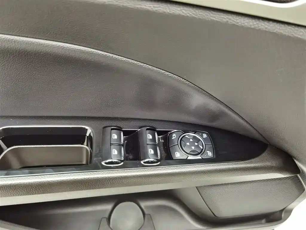 Mondeo 2.0 L GTDi200 Fashion