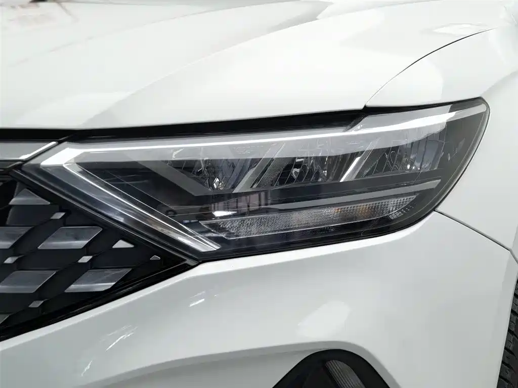 Jetta VS5 280 TSI Auto Joy