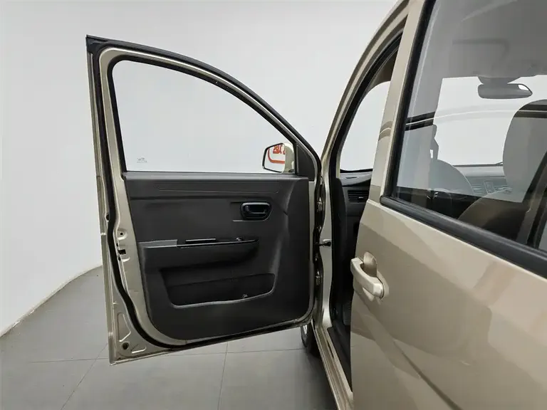 Wuling Rongguang V 五菱荣光V 2018款 1.2 L标准型