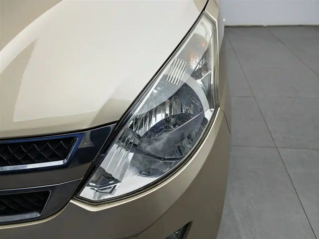 Wuling Rongguang V 五菱荣光V 2018款 1.2 L标准型