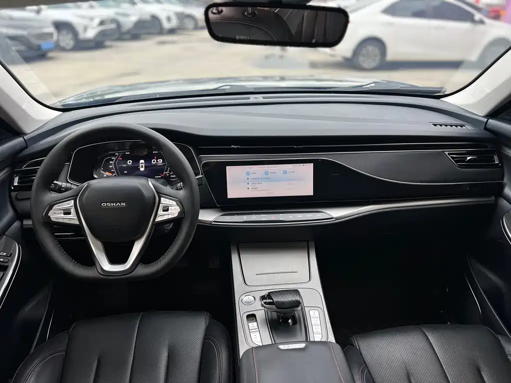 Changan Oshan X7 长安欧尚X7 2021款 1.5 T 人脸识别全自动泊车太空逍遥版