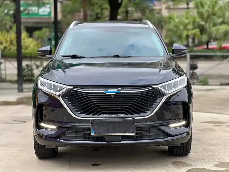 Changan Oshan X7 长安欧尚X7 2021款 1.5 T 人脸识别全自动泊车太空逍遥版