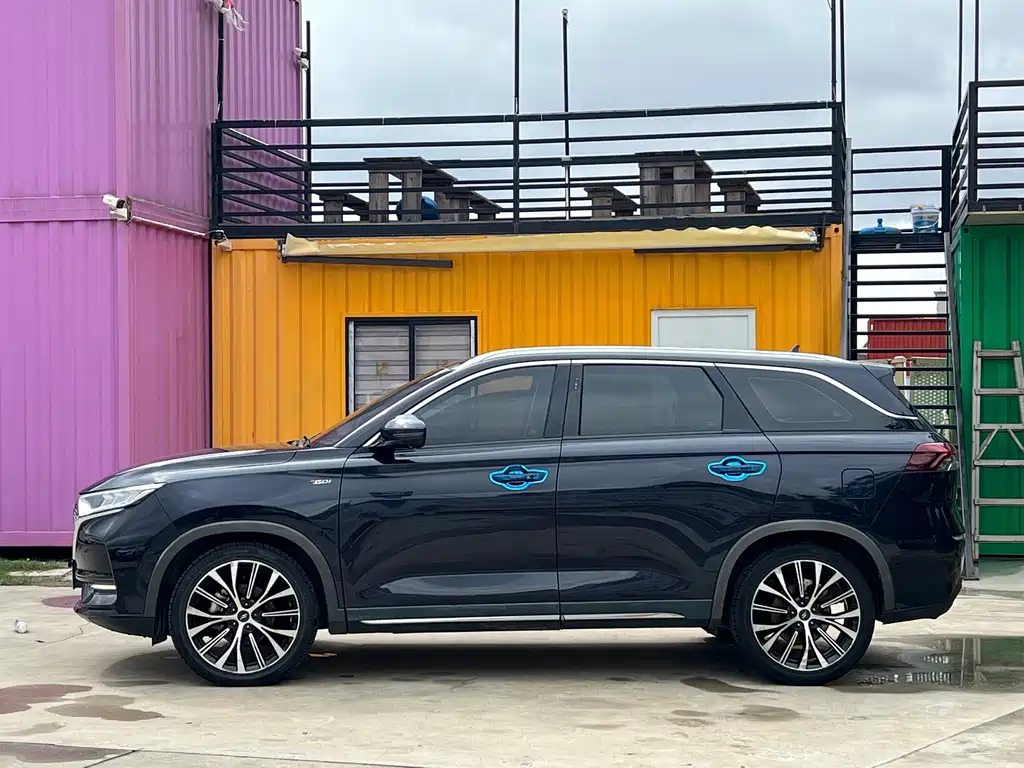 Changan Oshan X7 长安欧尚X7 2021款 1.5 T 人脸识别全自动泊车太空逍遥版
