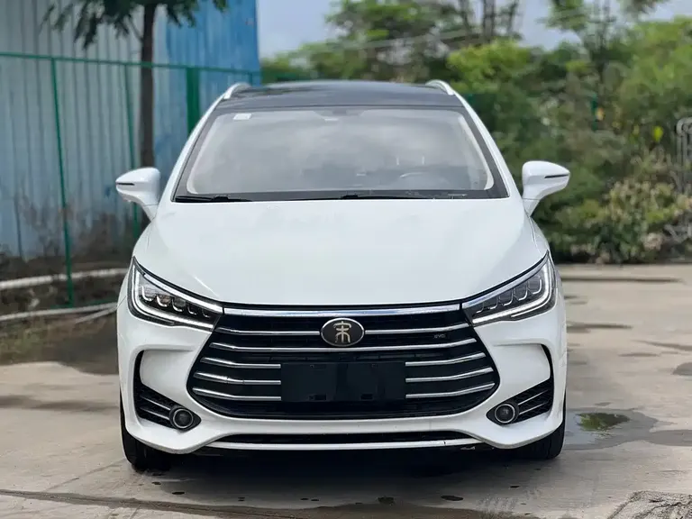 BYD Song MAX 1.5 T Auto Connected Elite 7-seat