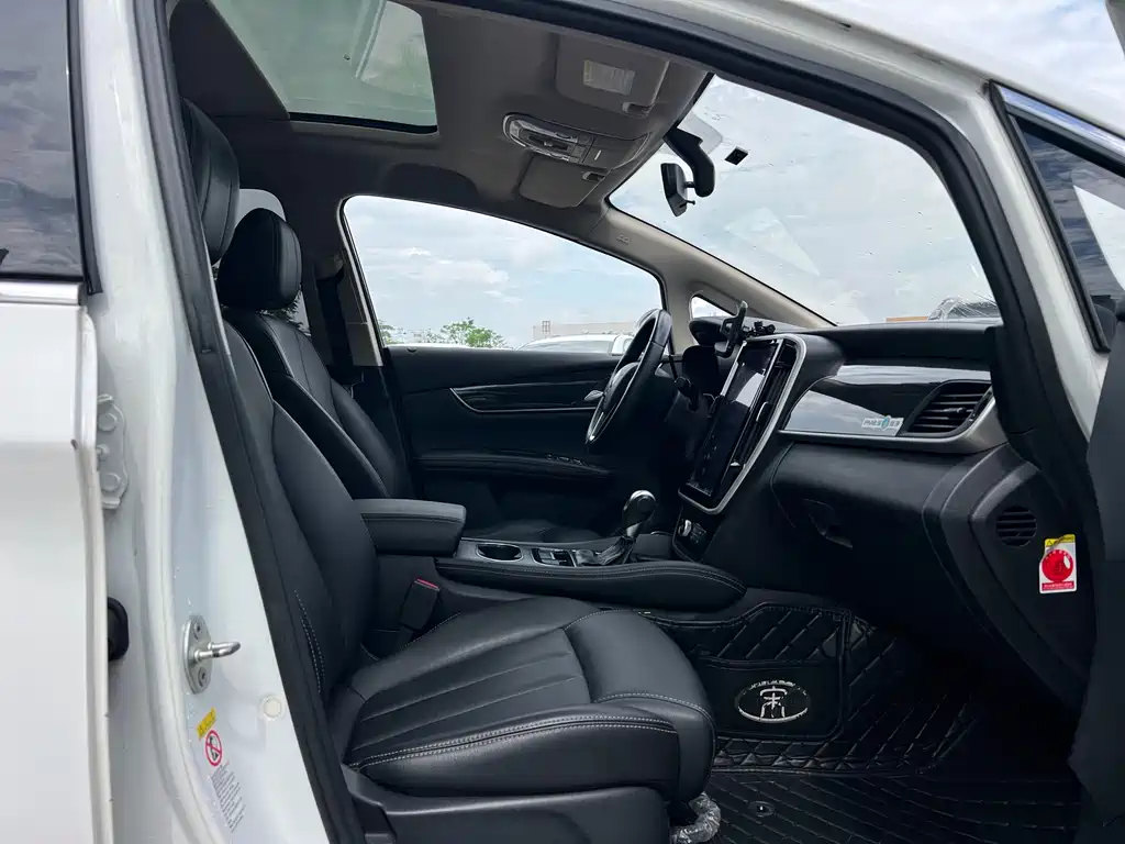 Song MAX 1.5 T Auto Connected Elite 7-seat