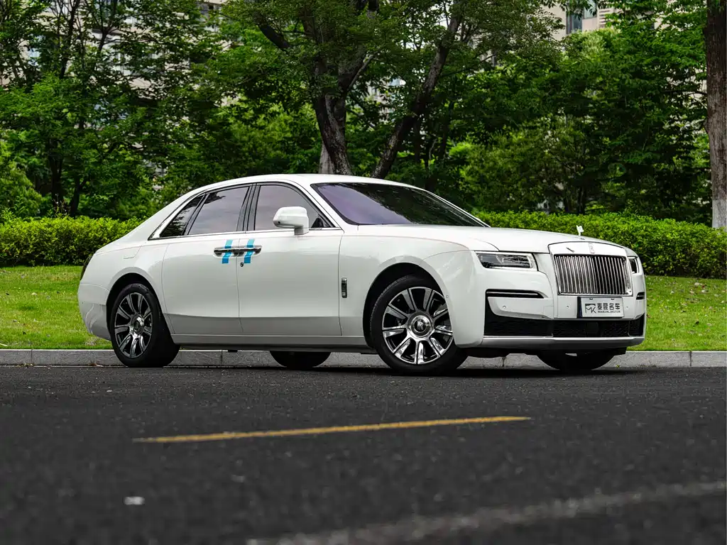 Ghost 6.7 T Standard Wheelbase