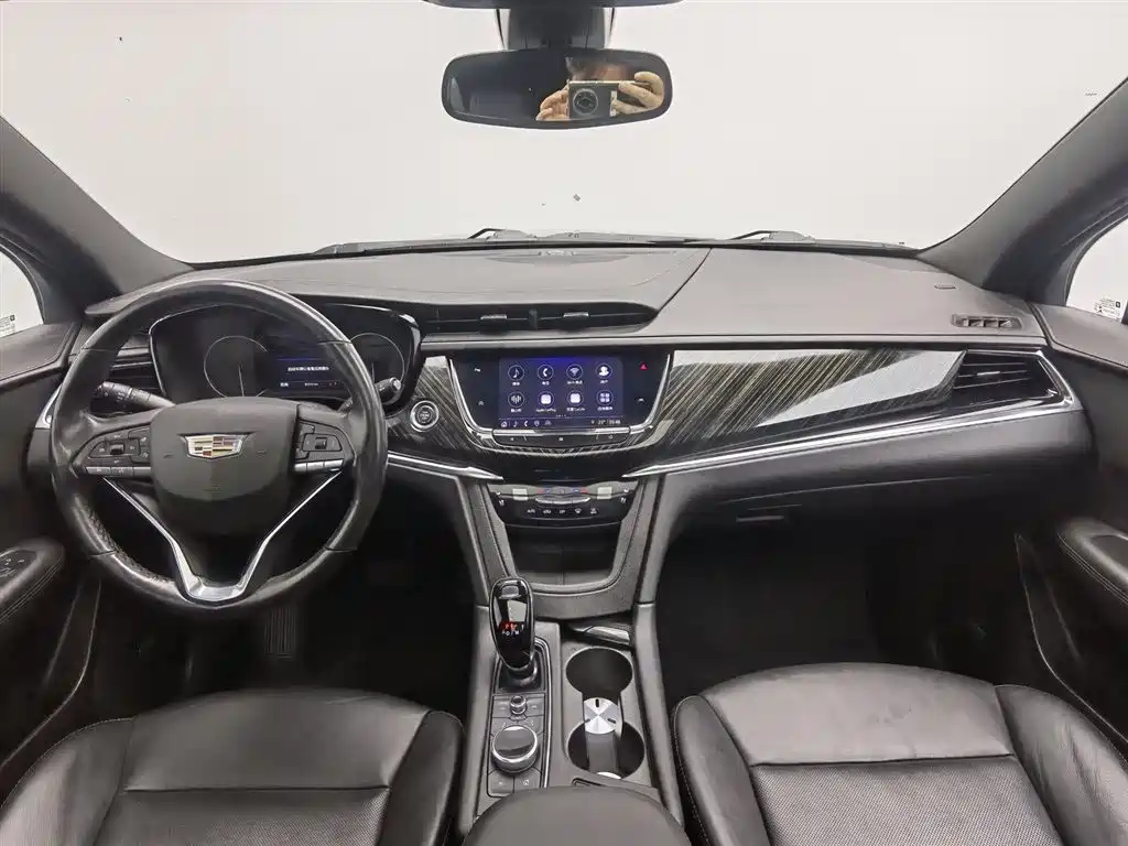 Cadillac XT6 2.0 T 6-seat 4 WD Luxury