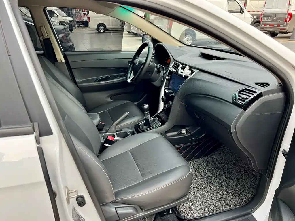 BYD F3 比亚迪F3 2020款 1.5 L 手动豪华版