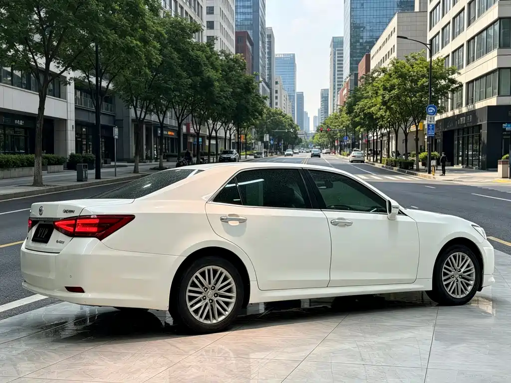 Crown 2.0 T Sport