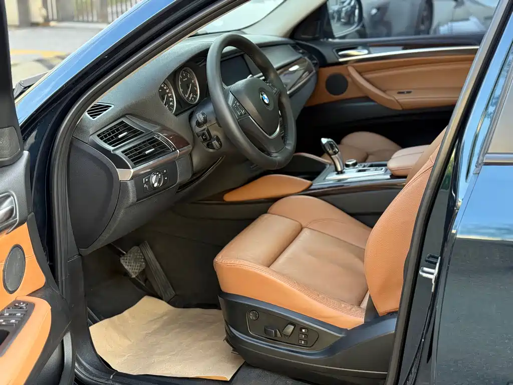 BMW X6 xDrive35 i