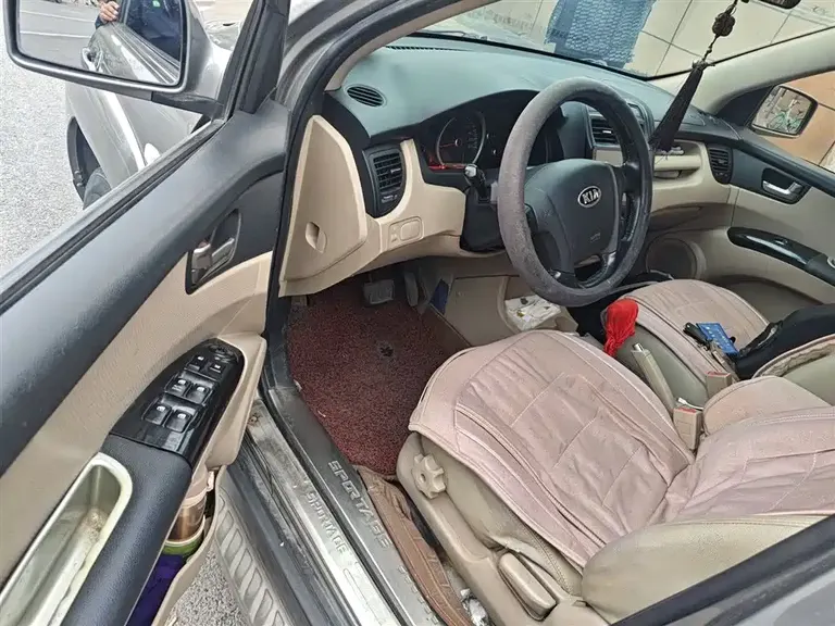 Kia Sportage 2.0 L Auto 2 WD GL