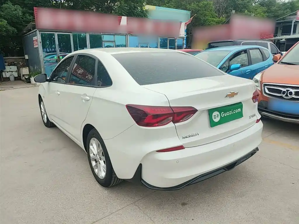 Monza 1.5 L DCT Joy