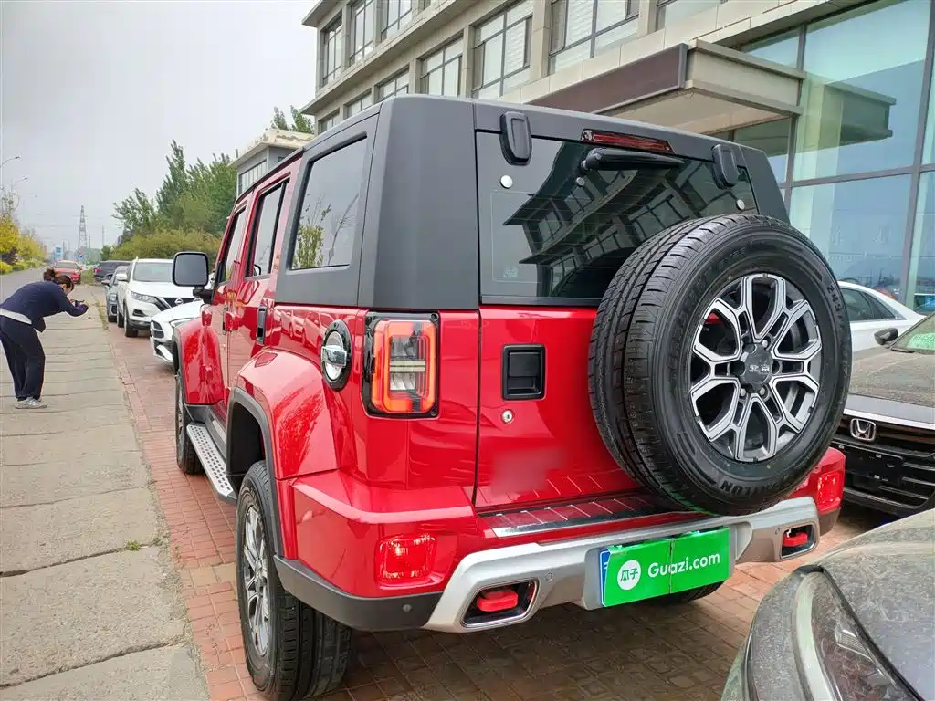 BAIC BJ40 2.0 T Auto 4 WD City Hunter Swordsman